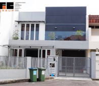 1robeycrescent